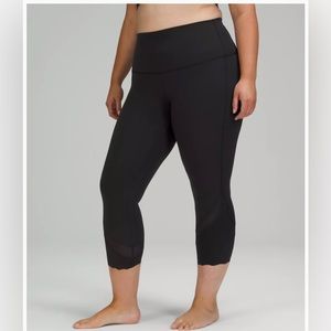 Lululemon Wunder Under Scalloped Hem High-Rise Crop 23”